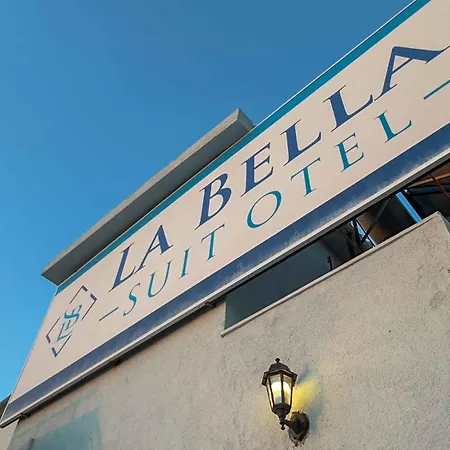 La Bella Κουσάντασι