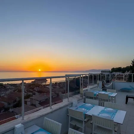 La Bella Κουσάντασι