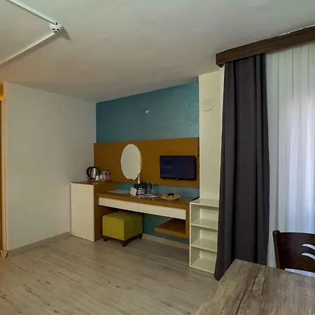 La Bella Kusadası