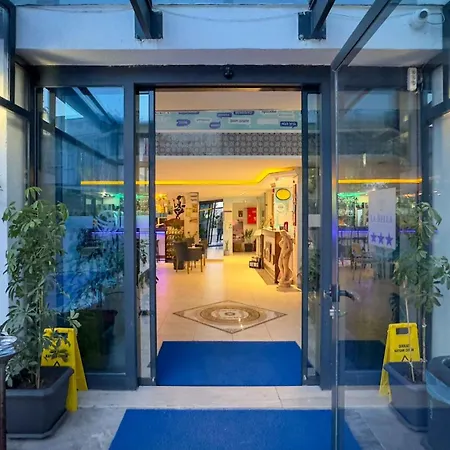 Hotel La Bella