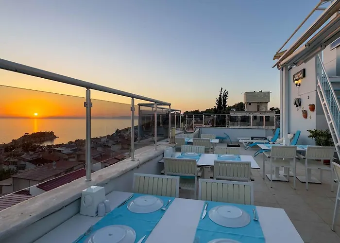 La Bella Ξενοδοχείο 3*