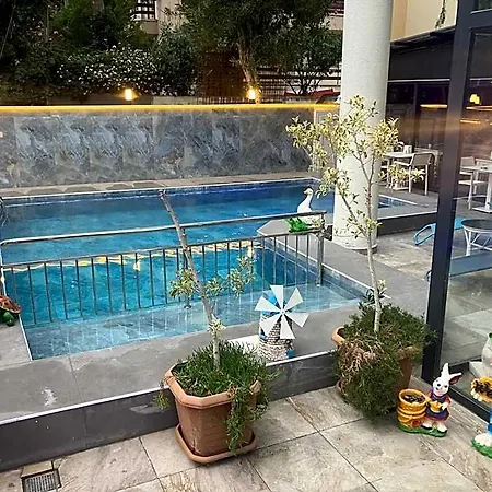 Hotel La Bella 3*