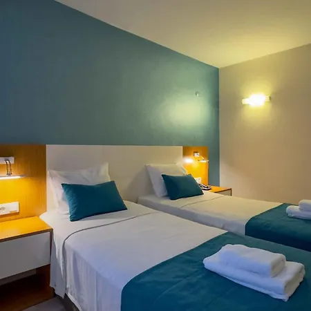 ホテル La Bella 3*