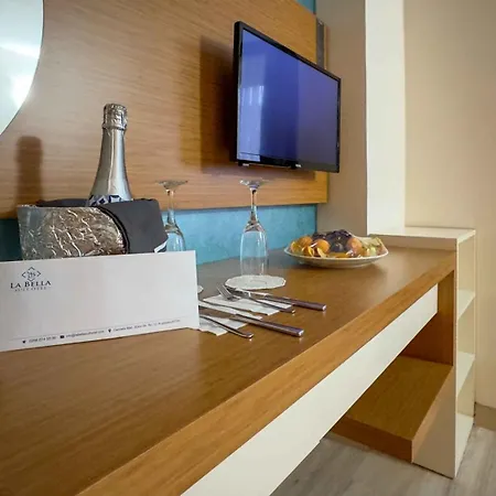 La Bella Ξενοδοχείο